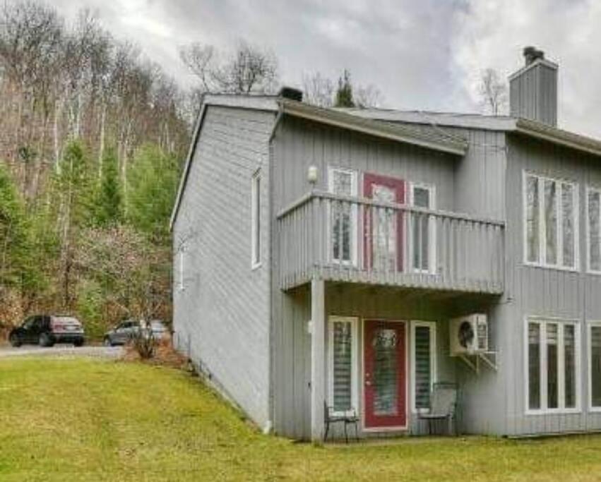 The Sunny Pastry Apartment Mont-Tremblant Luaran gambar